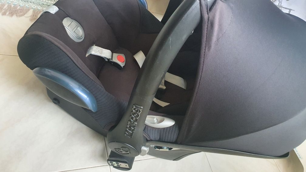 OVO Maxi Cosi 0 aos 13kg com protecção para chuva