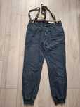 Spodnie joggers z szelkami