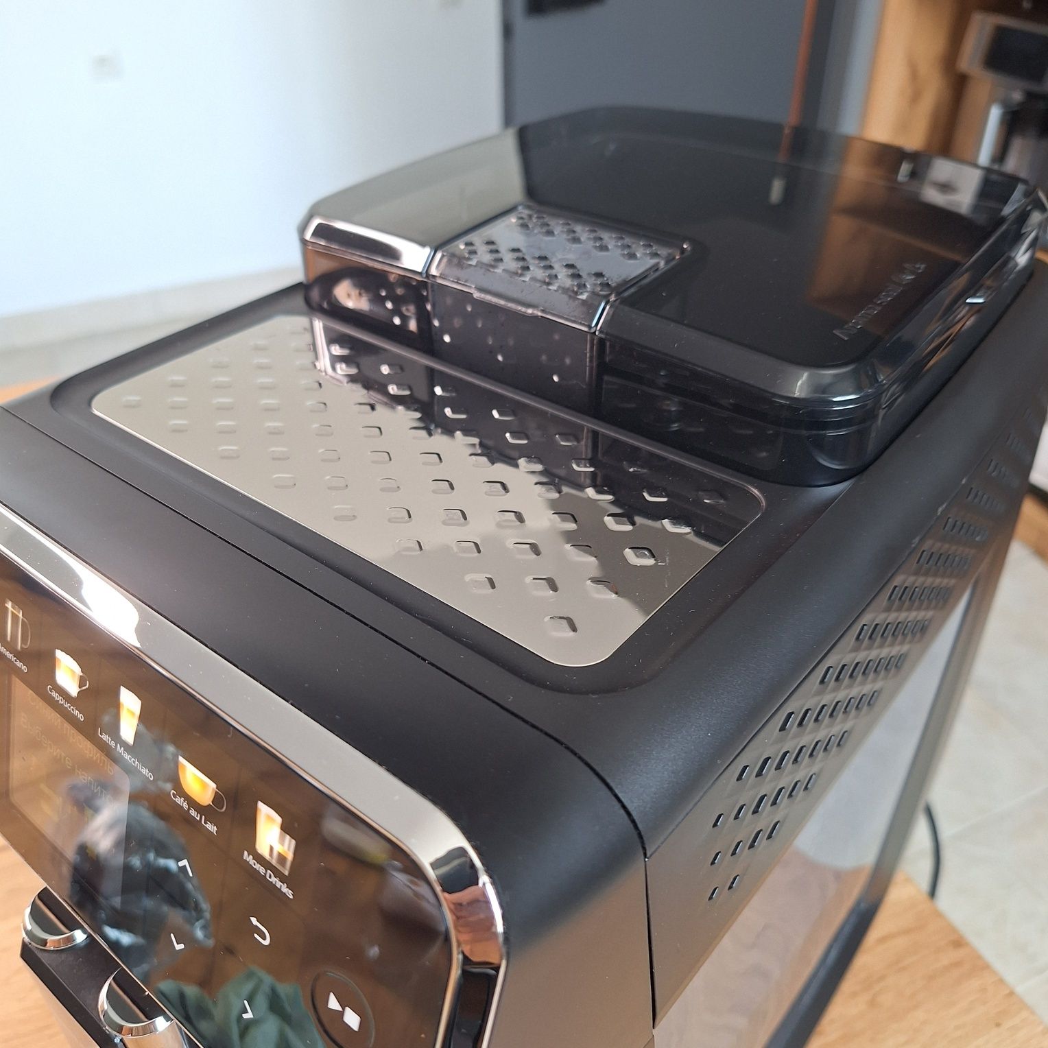 Кавомашина Philips LatteGo (ЕР5441)