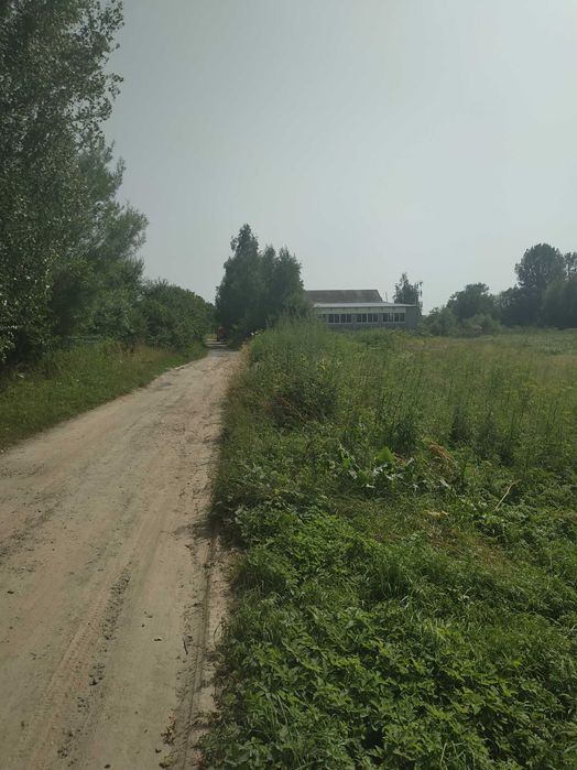 Продам  земельну ділянку біля Рівного