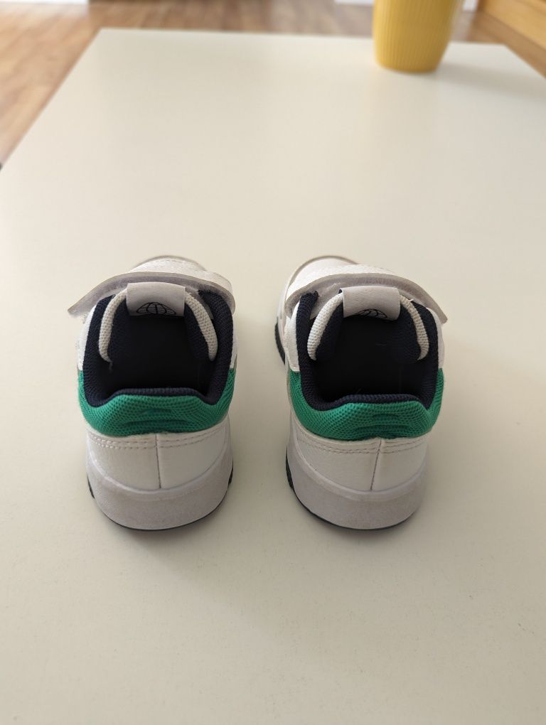 Buty sneakersy dziecięce Adidas Tensaur Sport 2.0, jak nowe rozmiar 23