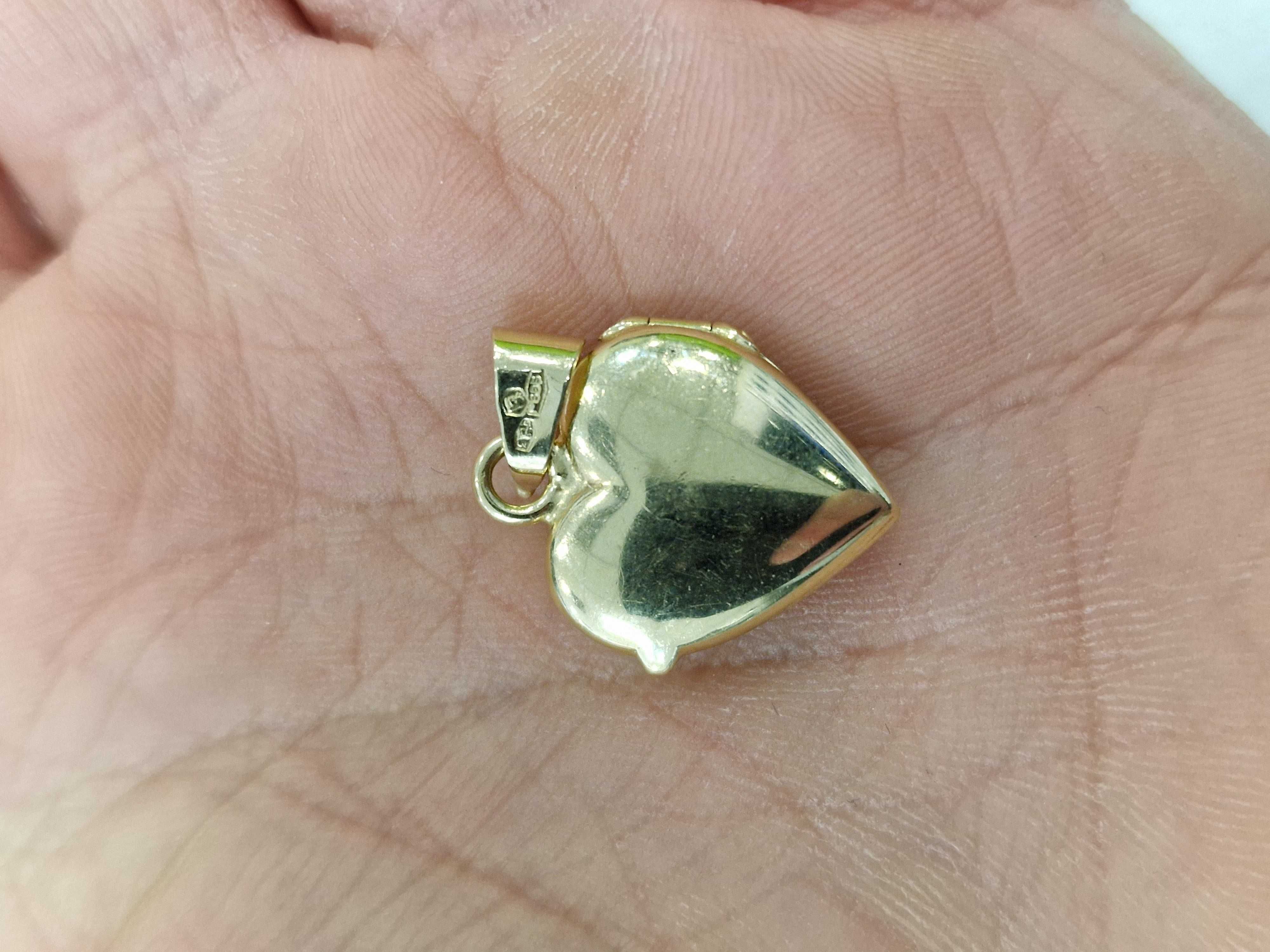 Złoty wisiorek damski/ Sekretnik/ 585/ 3.18 gram/ Serce/ nowoczesny