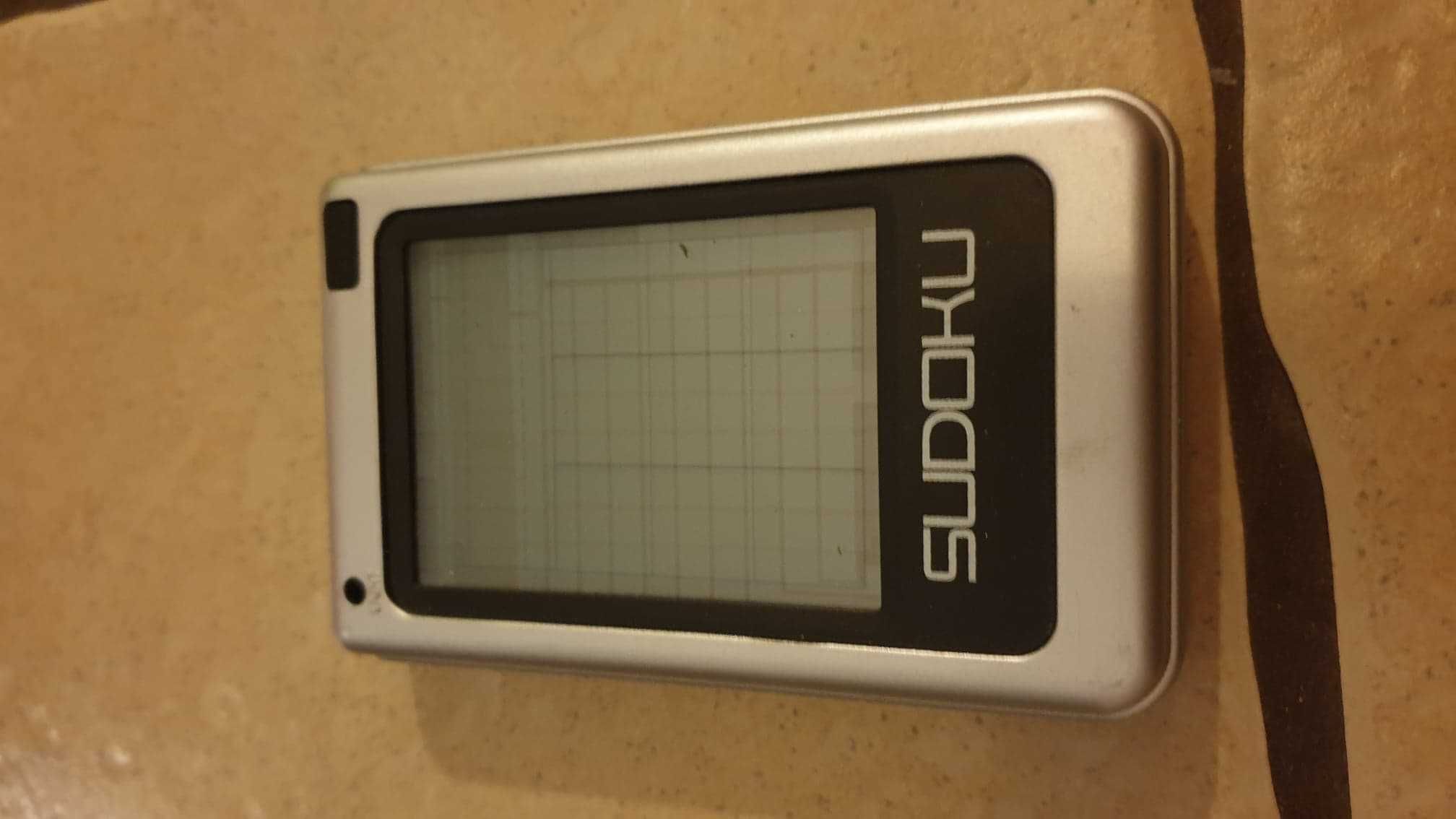 Gry, karty, domino, sudoku