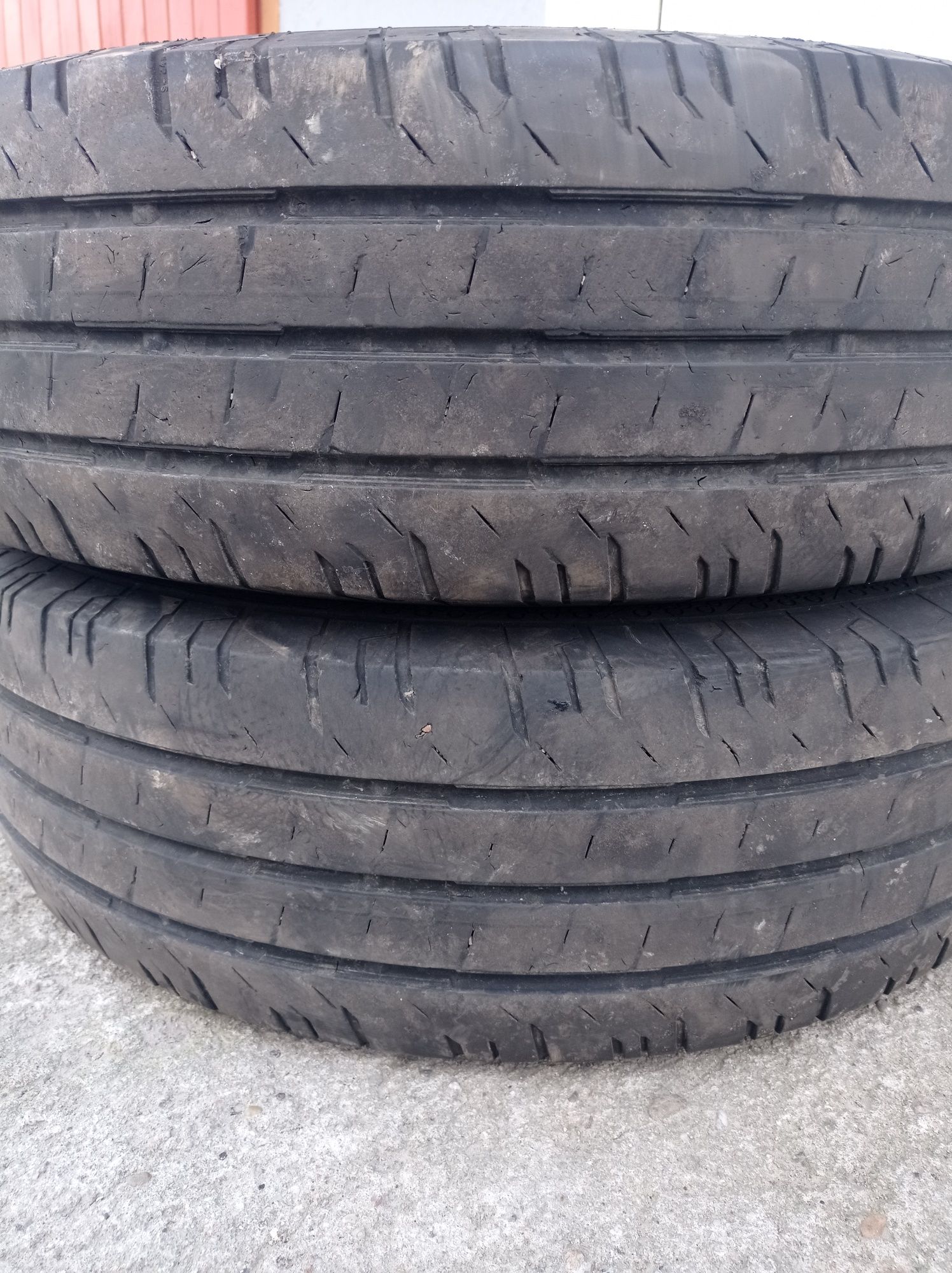 Opona letnia  2 sztuki Continental ContiVanContact 200 205/75R16C