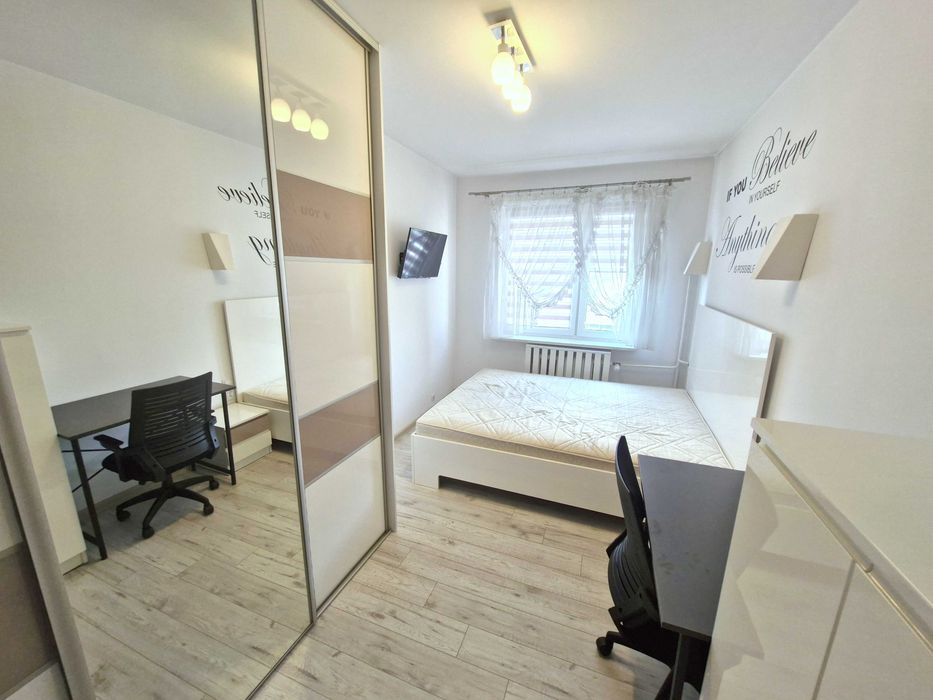 Pokoje/ Rejtana/ 400m od UR/WSPIA/ MILLENIUM HALL