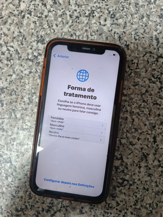 iPhone 11 de 128G vermelho