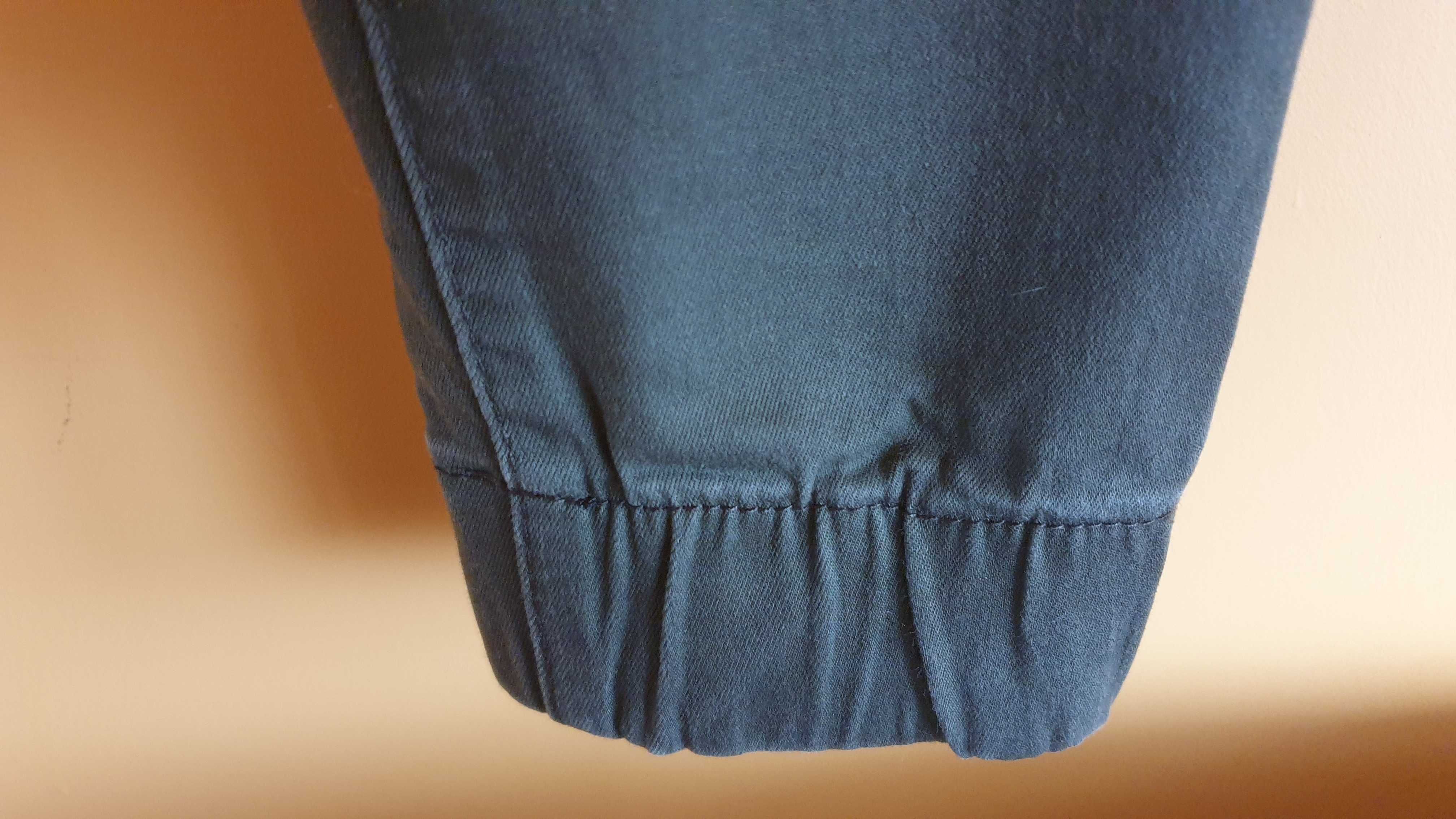 Spodnie w kolorze khaki - M.Sara