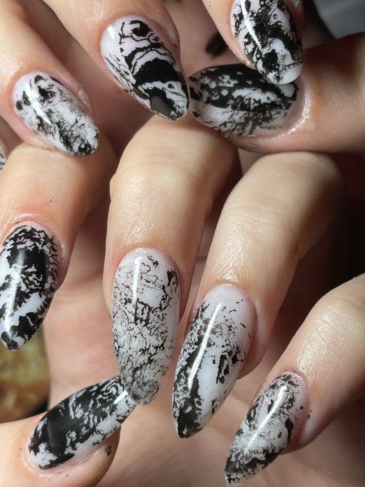 Моделі на манікюр