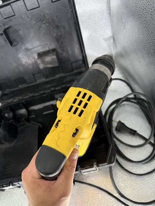 Перфоратор SDS-Plus DeWALT D25313  отбойник дрель