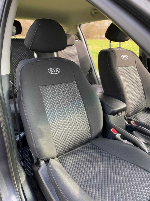 Продам автомобіль Кіа спортедж 2012р .в.