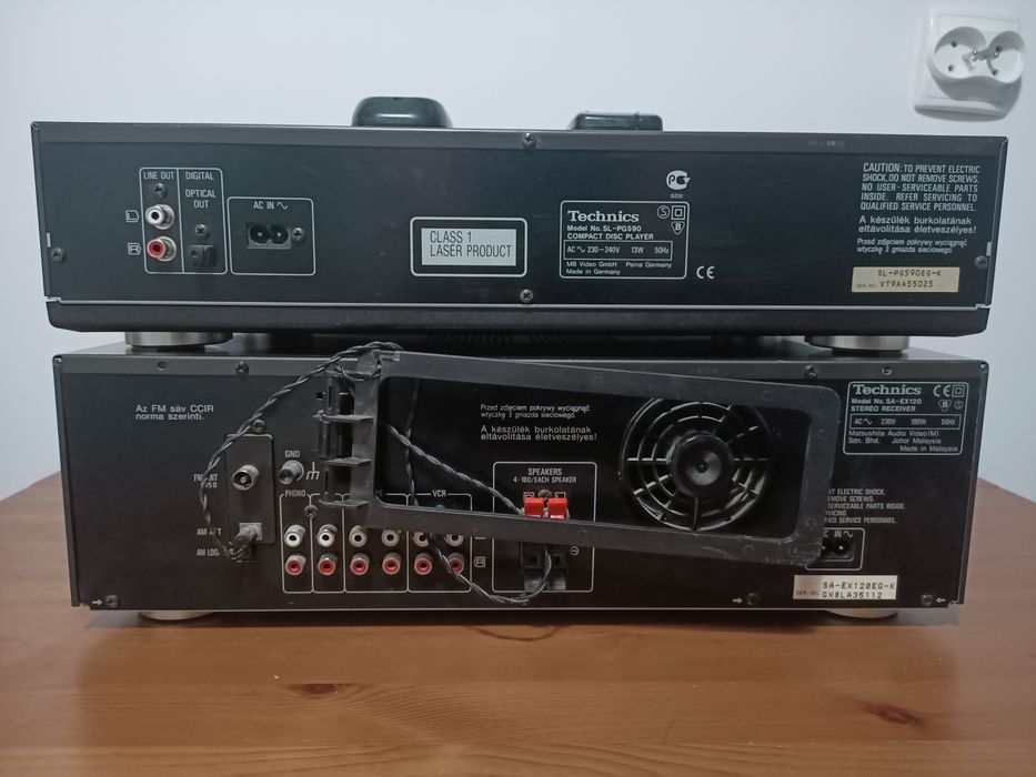 Technics amplituner SA-EX120, CD player SL-PG590, piloty
