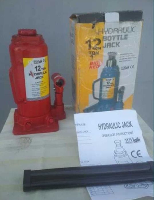 Домкрат Torin Jacks бутылочный гидравлический. 12Т
