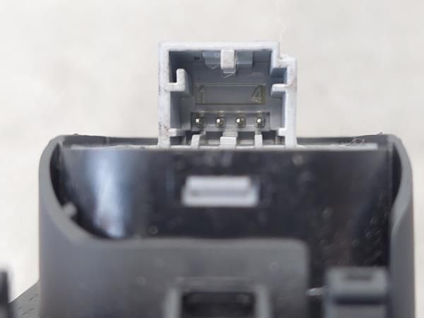 Comando / botão / interruptor vidros frente esquerdo AUDI A1 Sportback