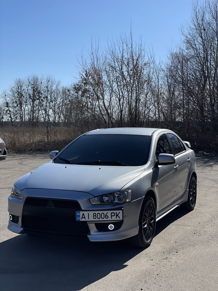 mitsubishi lancer x 2.0