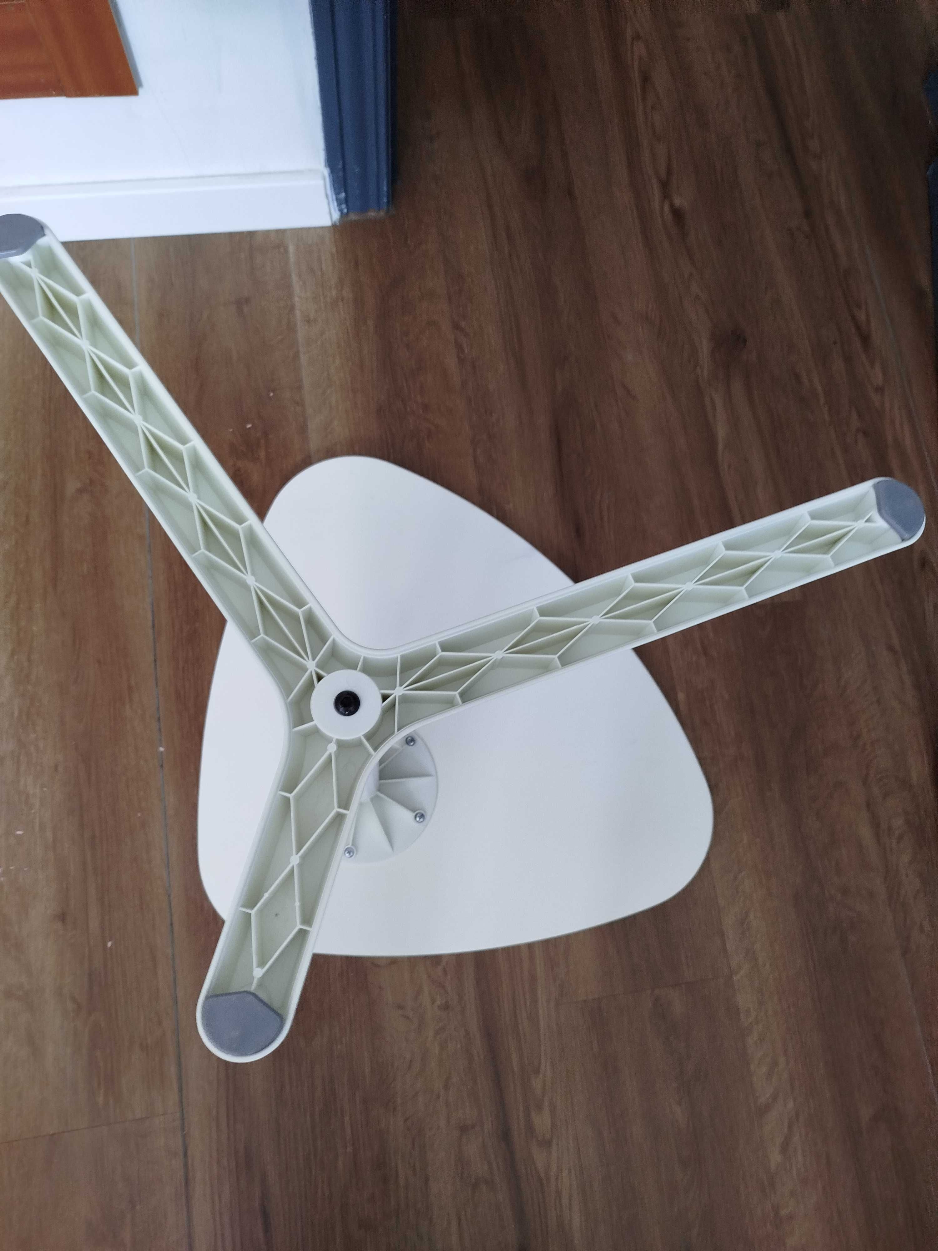 Mesa de apoio IKEA