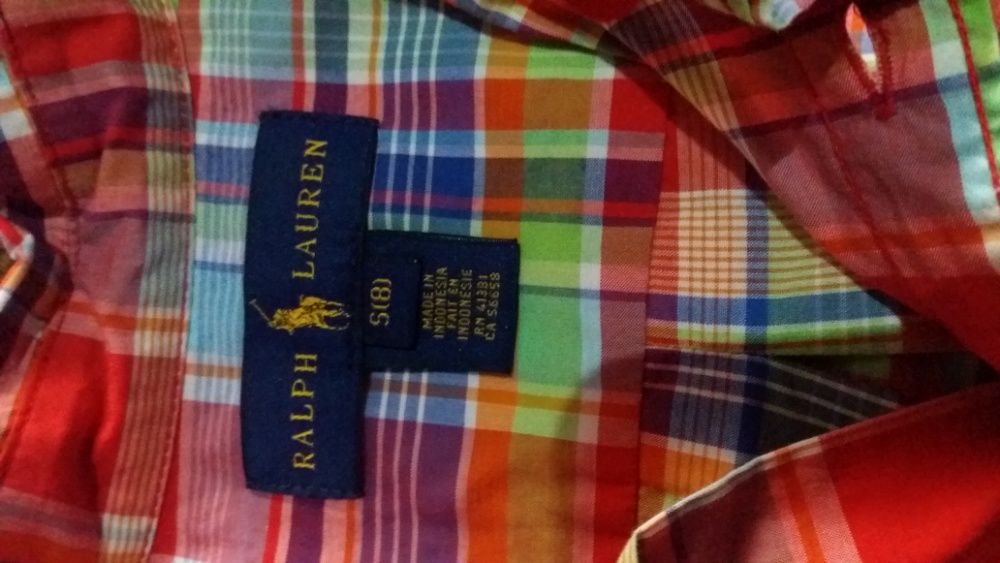 camisa nova de criança