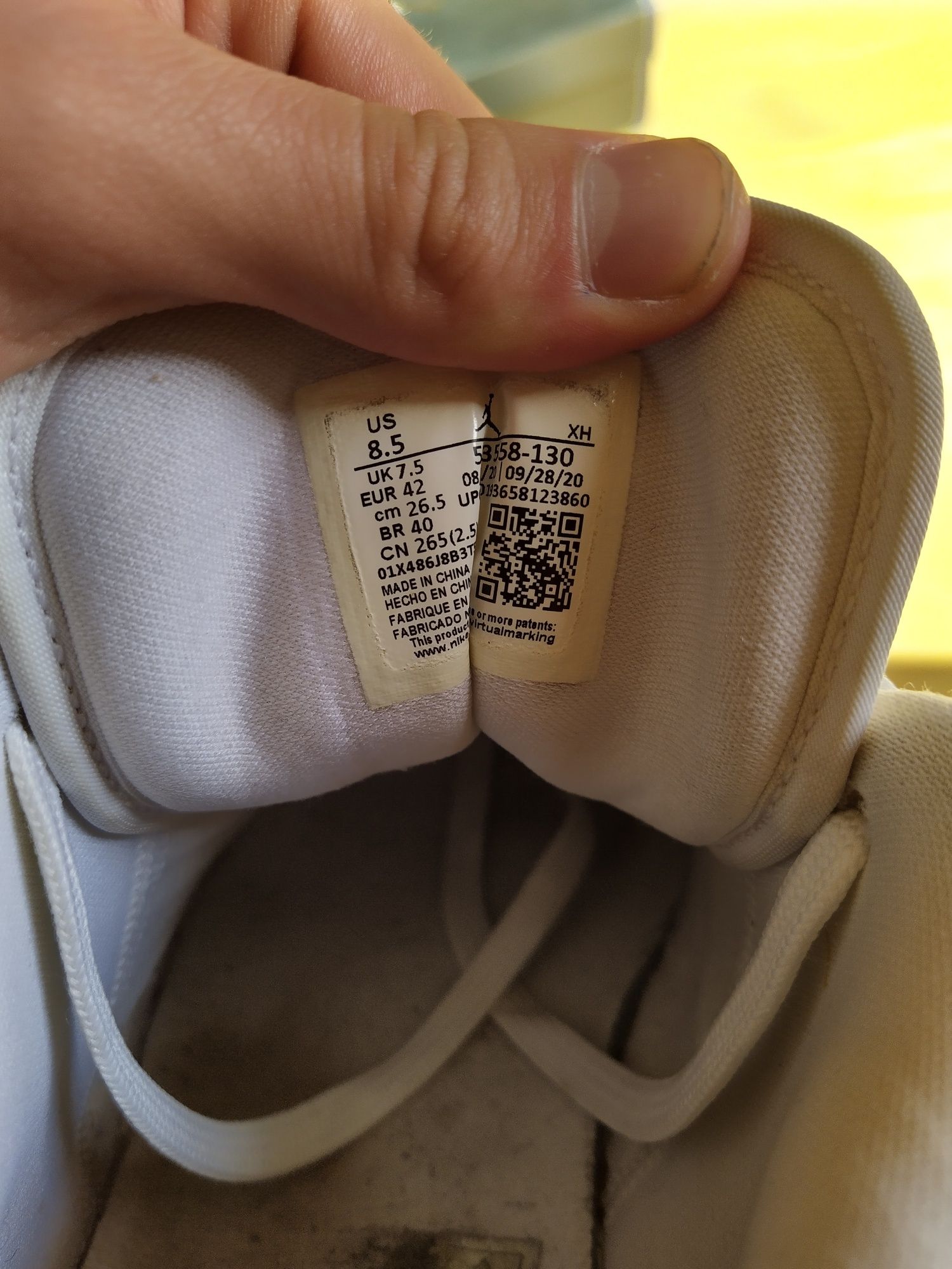 Nike Air Jordan 1 Retro Low White