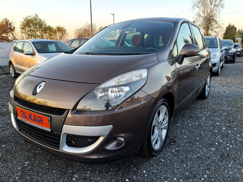 Renault Scenic 2.0 140KM * benzyna * automat * NAVI * PDC * zarejestrowany