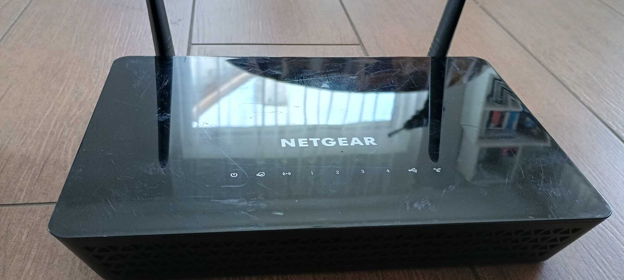 Router NetGear R6220 OpenWrt 24.10