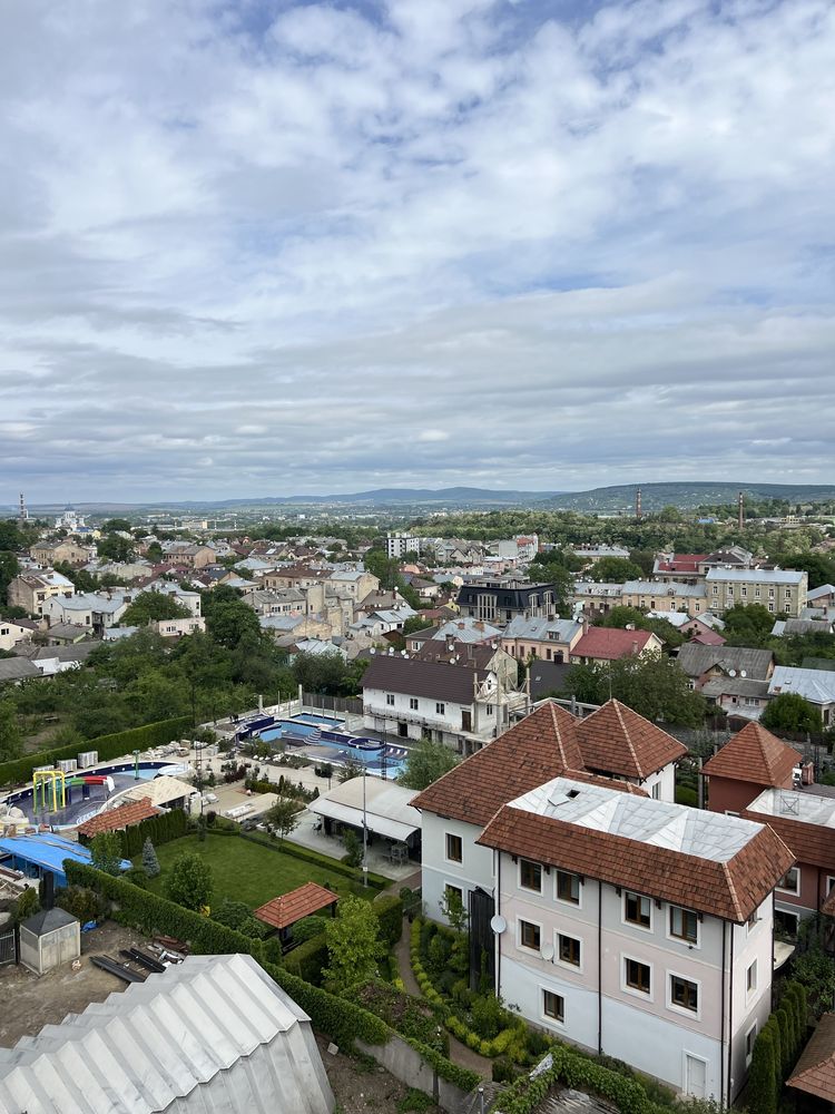 Продаж квартири ЖК Маєток буковинський. 73м.кв на Вулиці Буковинській