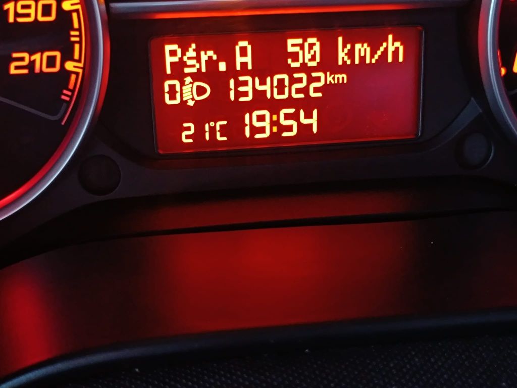 Fiat Doblo maxi 1.6 2021 klima 3 miejscowy sprowadzony