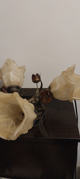 Люстра на стелю на 3 лампочки з малим цоколем