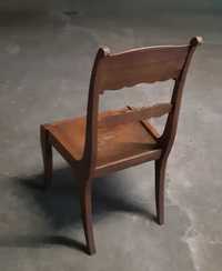 Drewniane, antyczne krzesło w stylu biedermeier