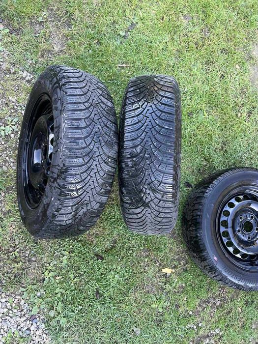 Sprzedam opony 2x Bridgestone + 2x Goodyear 15