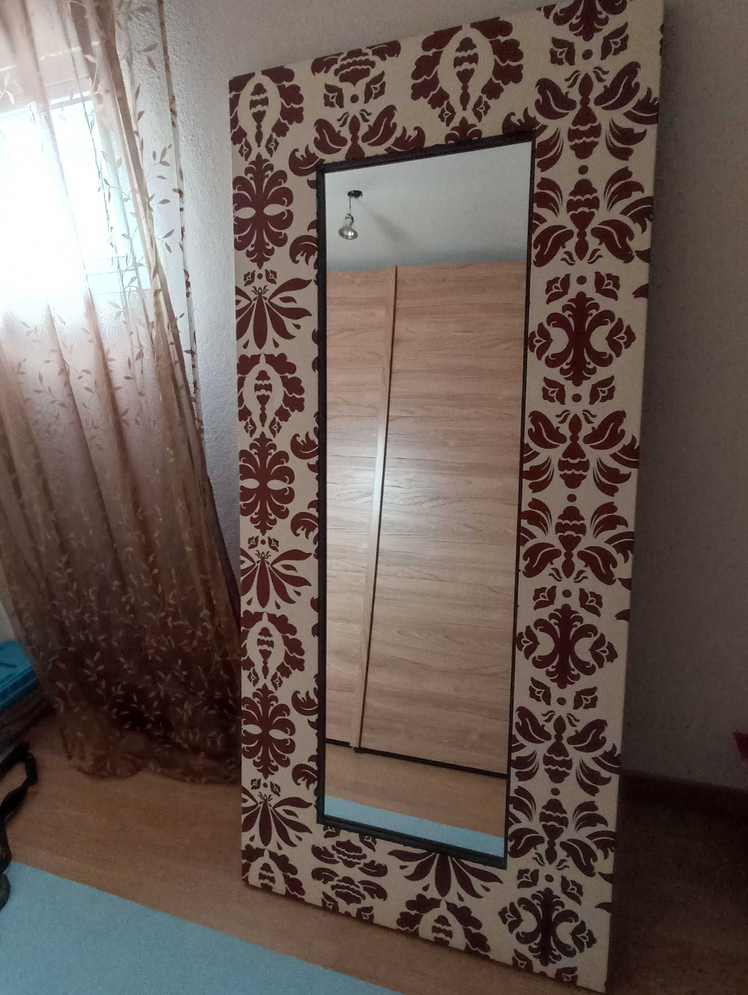 Espelho decorado