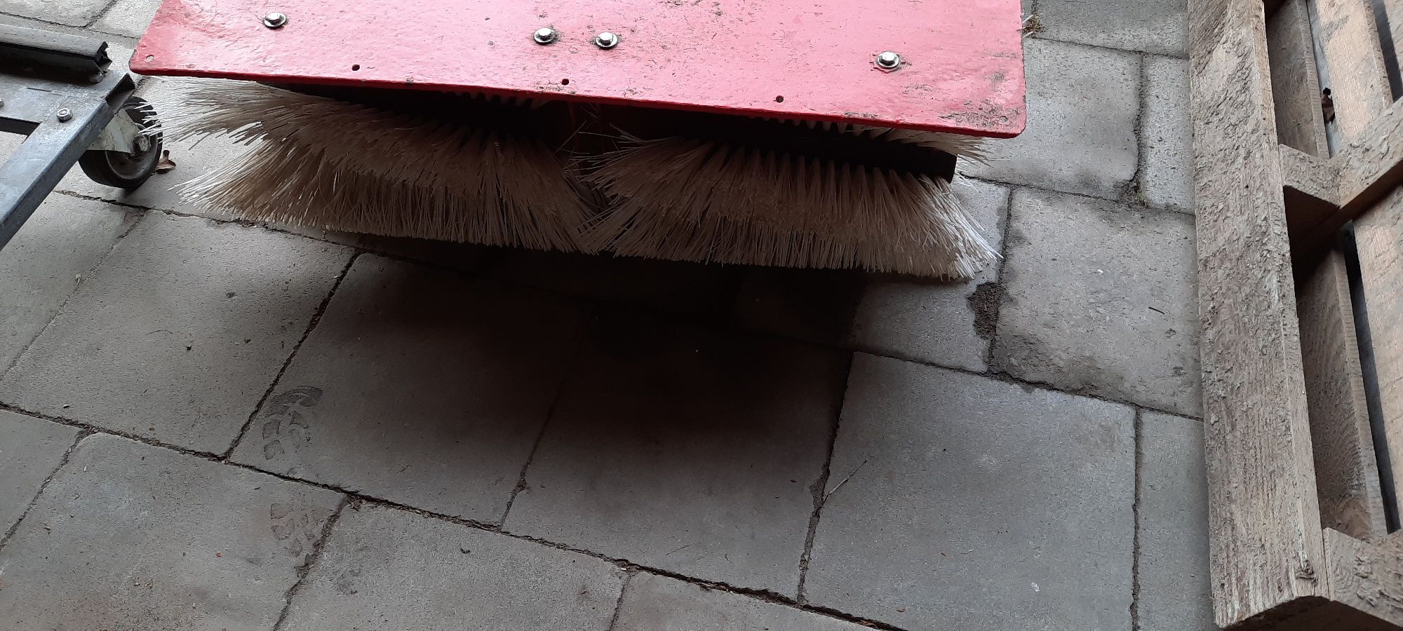 Glebogryzarka ale z szczotką