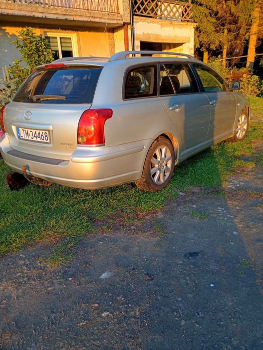 Sprzedam Toyota Avensis d 4d