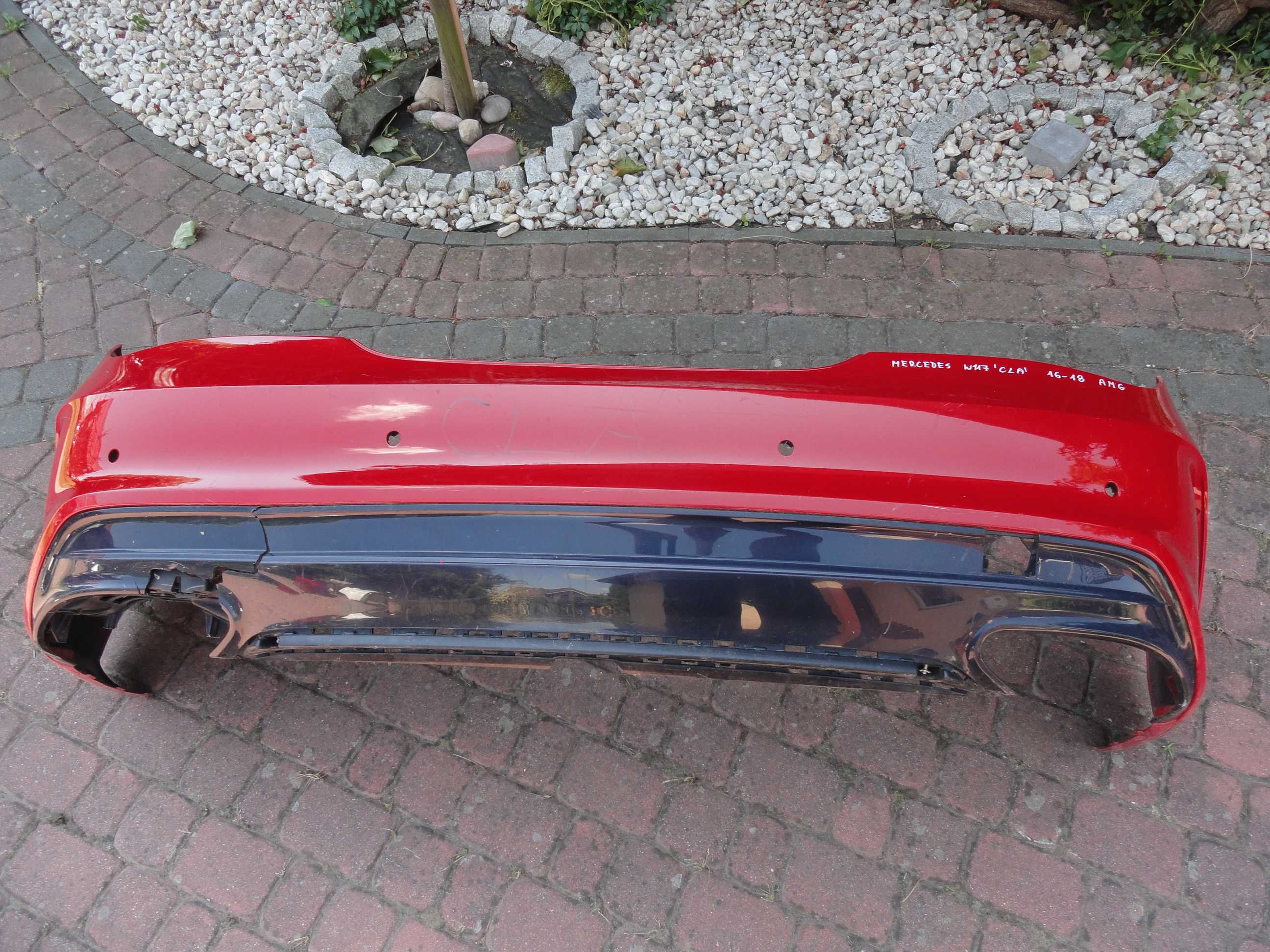 Mercedes W117 "CLA" AMG Zderzak Tył 6XPDC 16-18