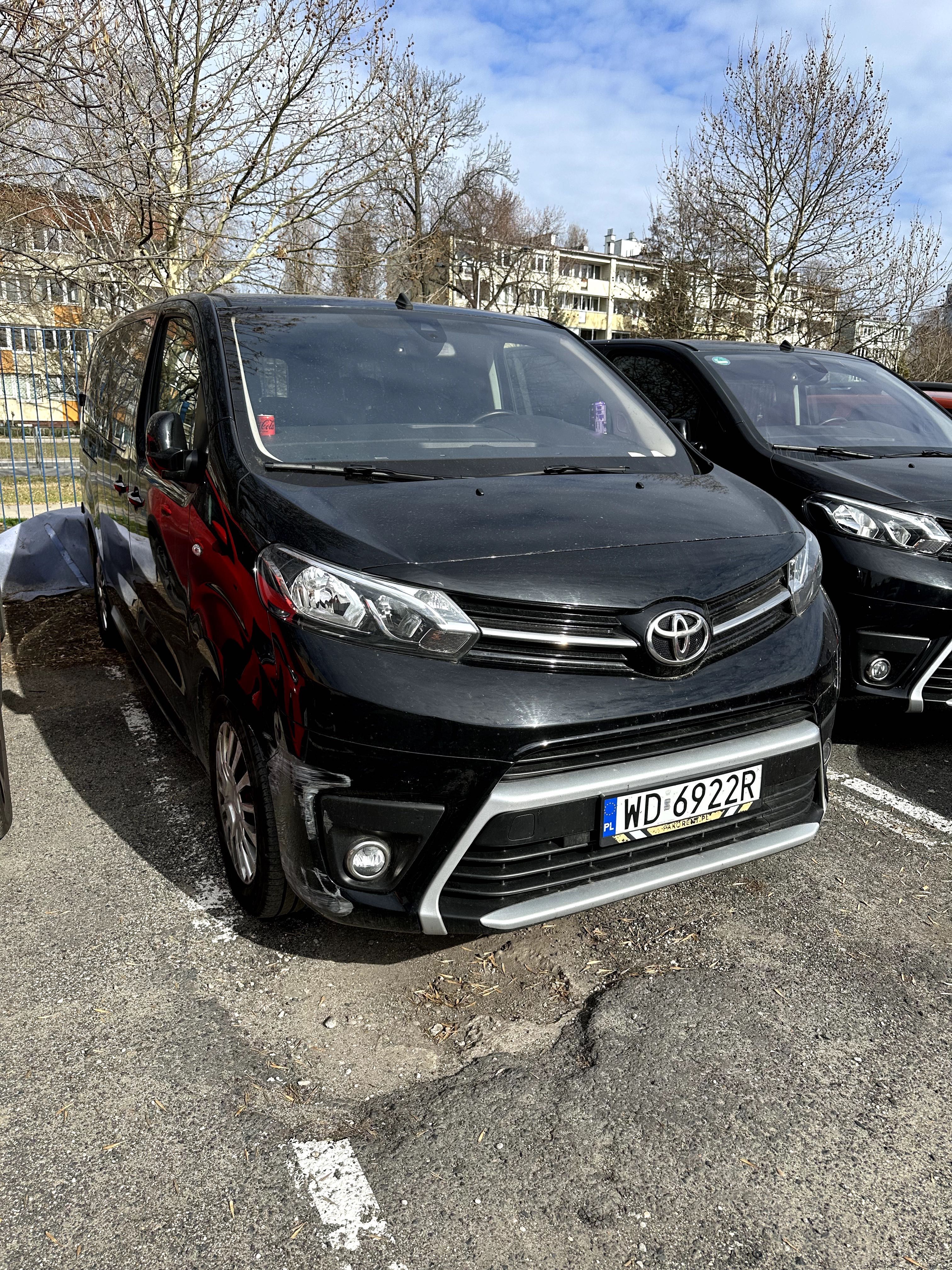 Wynajem busów 9 osobowych - nowe busy , podstawienie auta