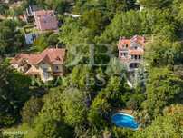 QUINTA com 2 CASAS e VISTA - no centro de SINTRA- Lisboa