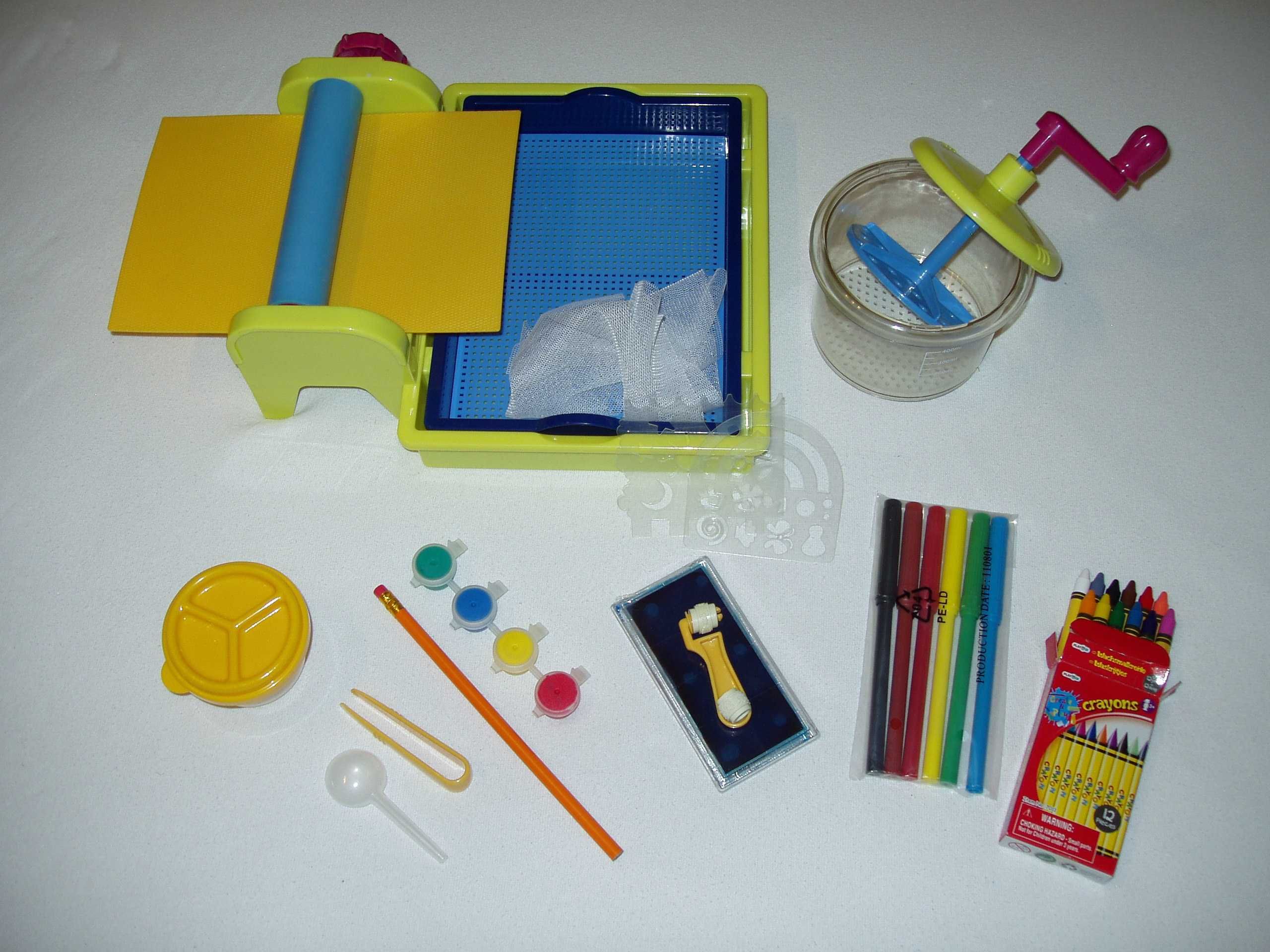 Ręczna maszyna do papieru PLAYGO recykling papieru