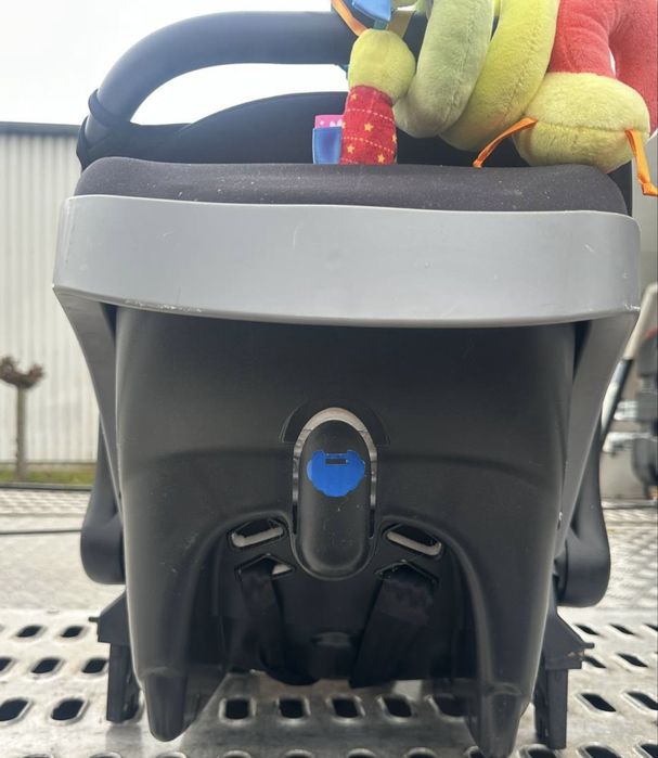 Продам автолюльку