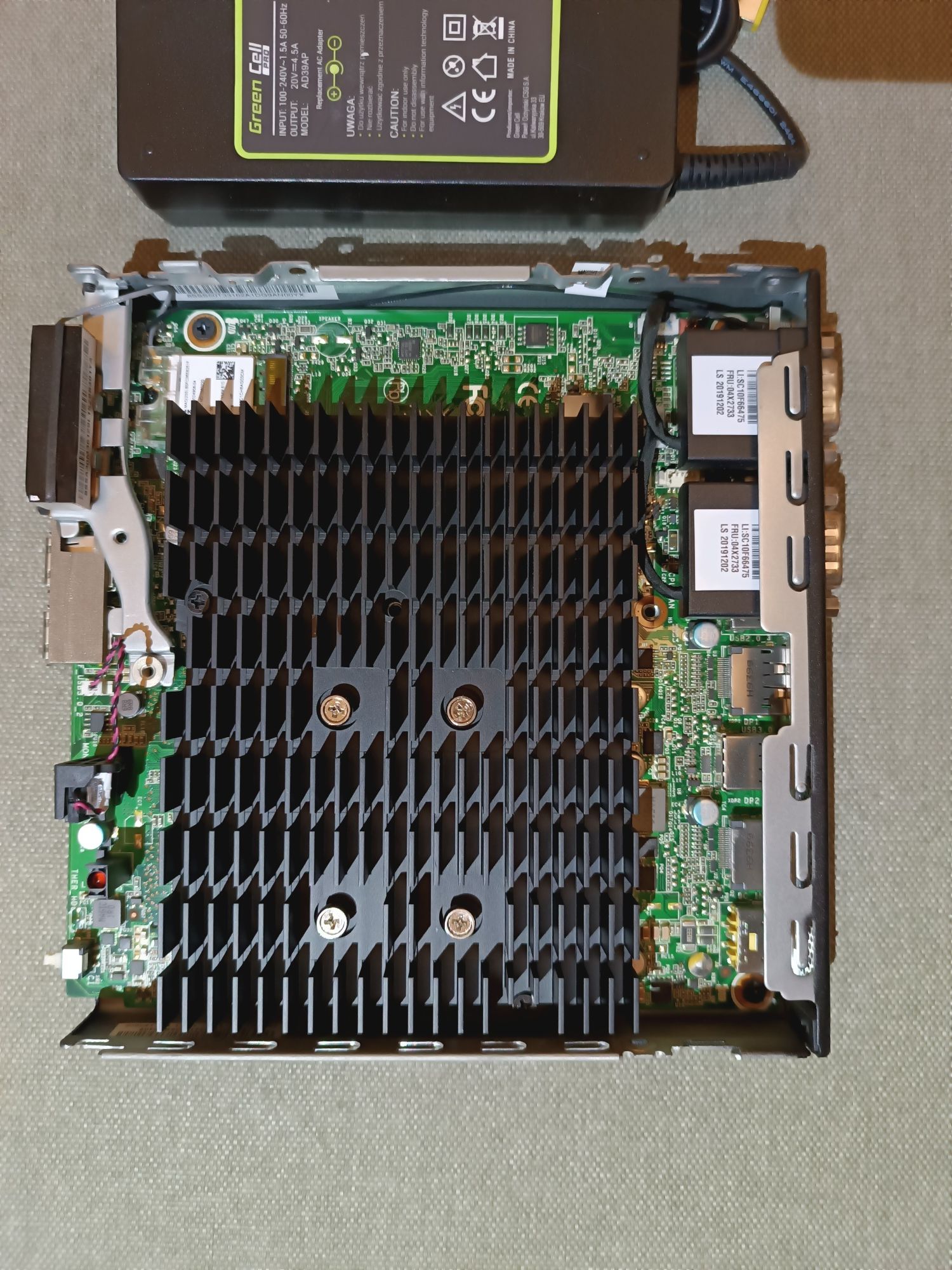 Системник неттоп Lenovo M625q AMD E2 9000 1,5GHz 4Gb DDR4 32Gb SSD