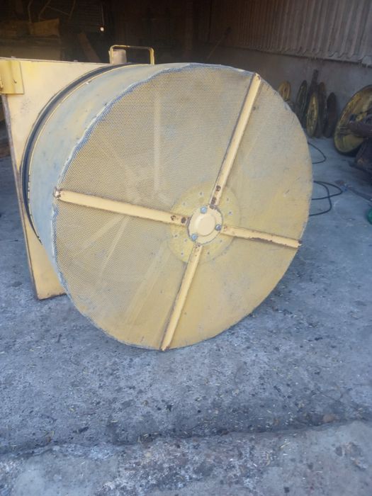 Odplewiacz, odrzutnik plew New Holland 1530,1540,1545,1550