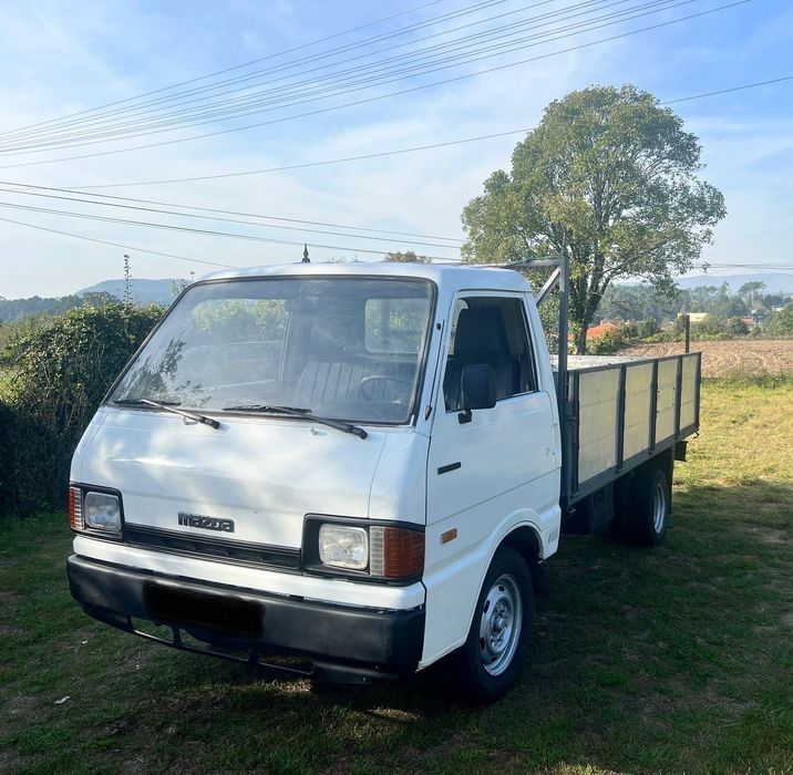 Mazda E2200d bom estado geral