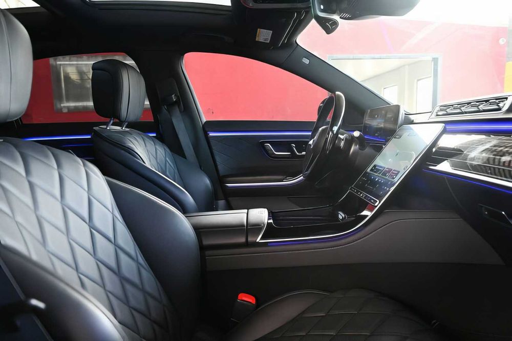 Mercedes-Benz S-Class      2024