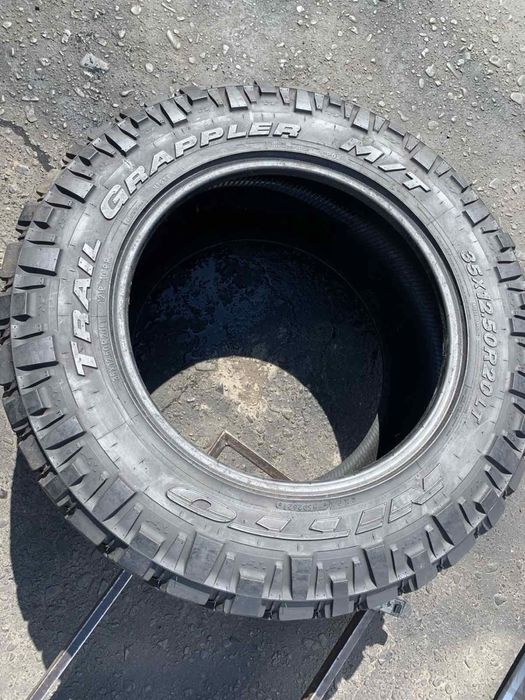 Шини 35*12.50 R20LT еквівалент розміру 315/60 r20 пара Nitto 21p 11мм