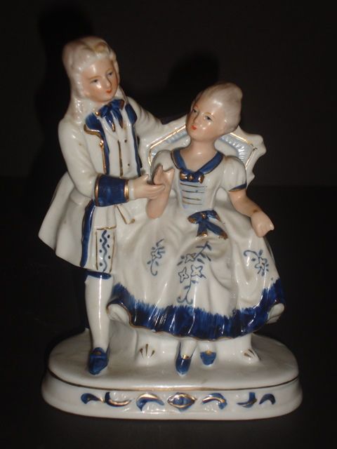 Pia Baptismal em Biscuit