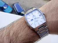 Piękna kostka zegarek orient perłowy ni seiko citizen certina tissot
