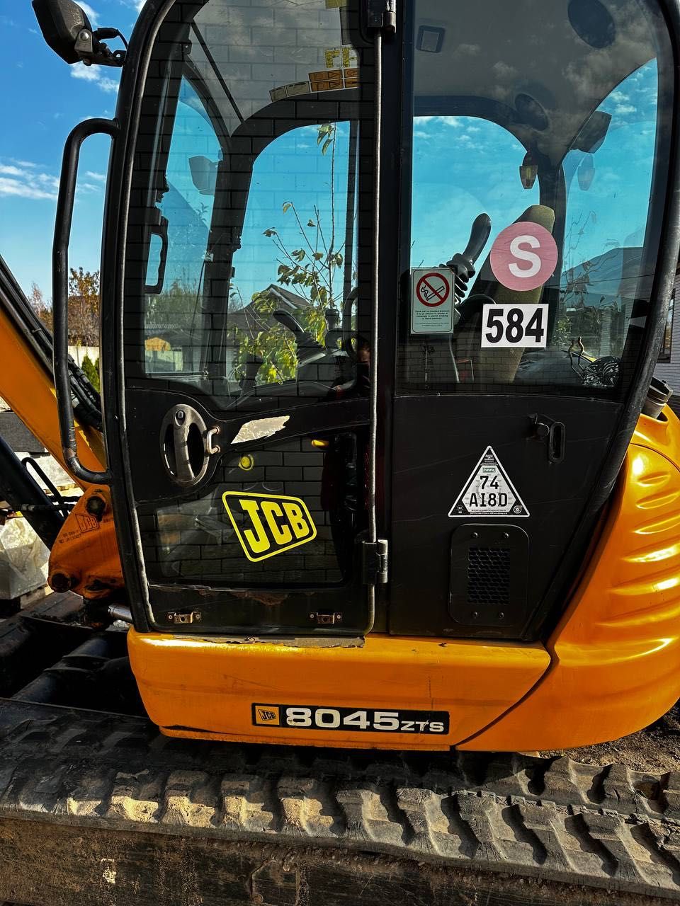 Продам міні-екскаватор JCB 8045