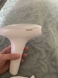 Фотоепілятор Philips Lumea