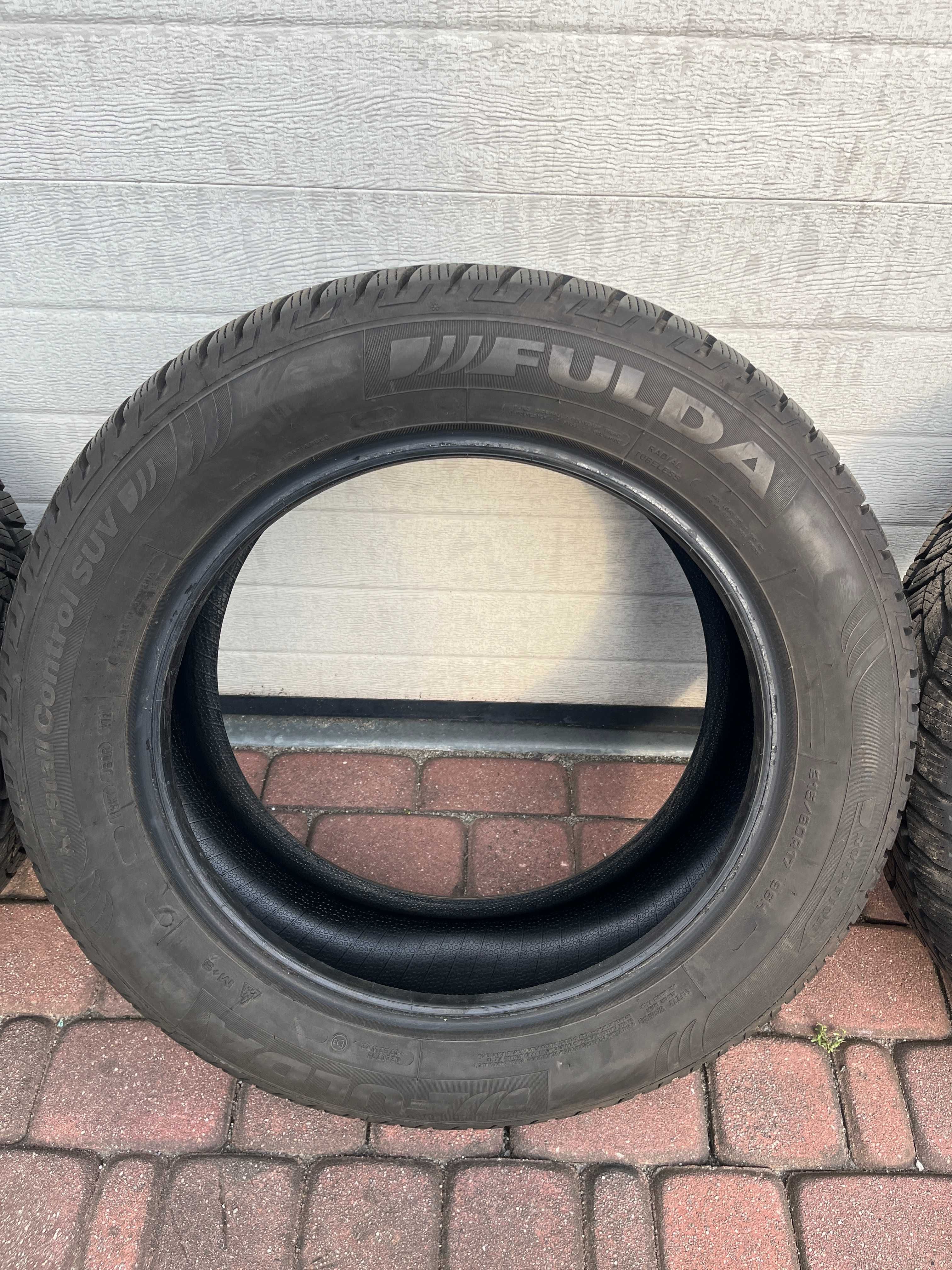4x opony zimowe 215/60/17 2021r. 7-7,5mm Fulda Kristall Control SUV