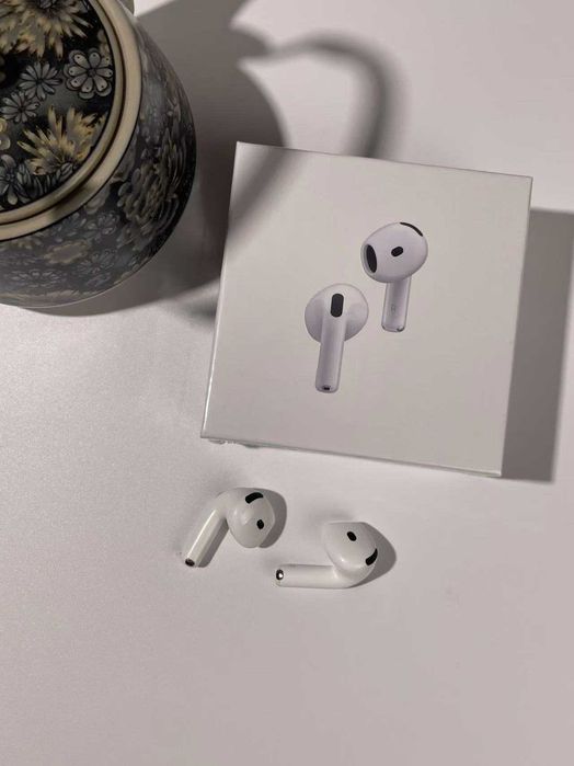 Sluchawki douszne Apple AirPods 4 NOWE