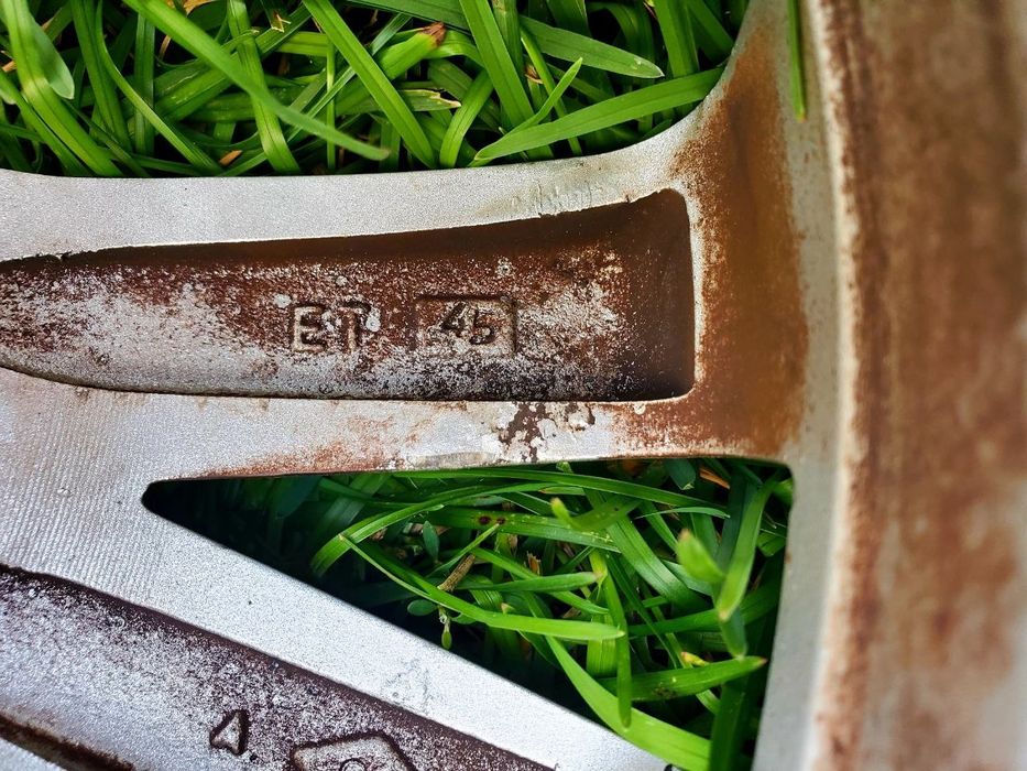 Литі диски Carmani R17 + шини в подарунок