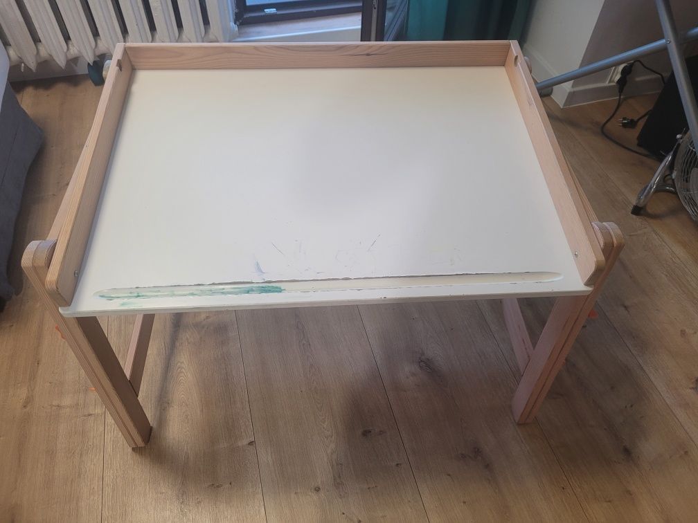 Biurko dla dziecka drewniane Flisat Ikea z pojemnikami