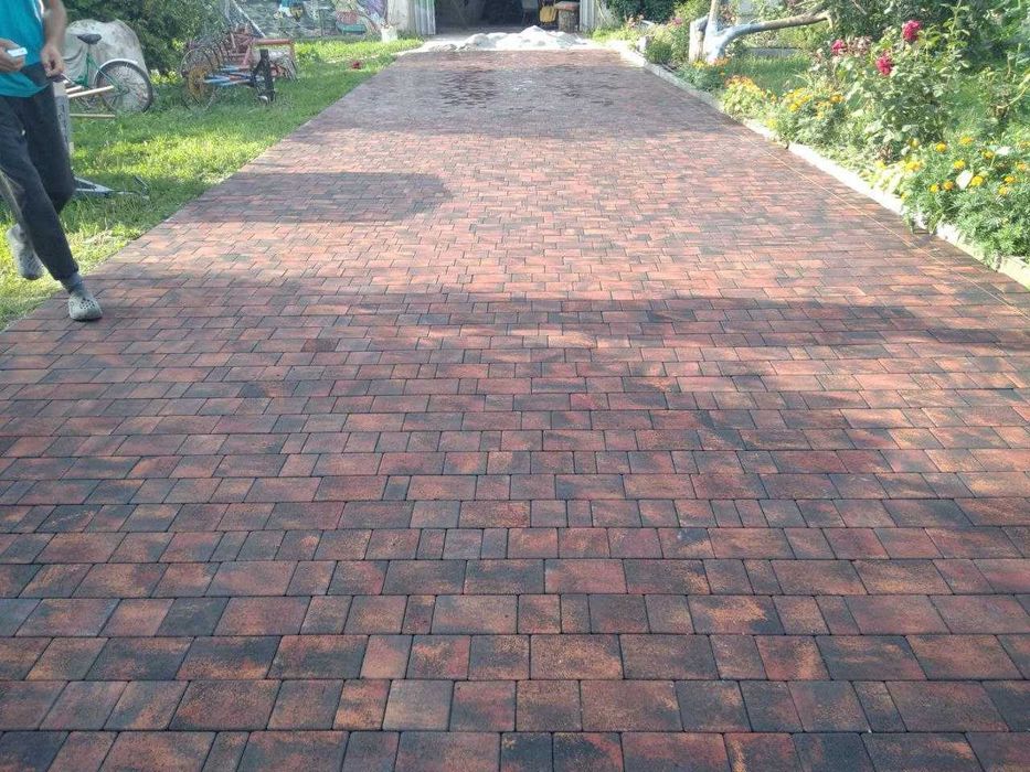 Бруківка з доставкою | бетонні вироби | блоки | поребрики